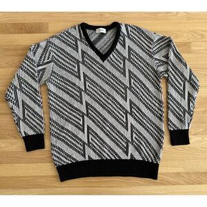 Coach Black White Geometric Chevron Knit V-Neck Sweater Pullover Men's size M